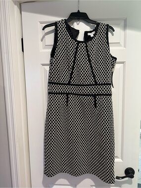 New York & Company Black and White Geometric Midi Dress